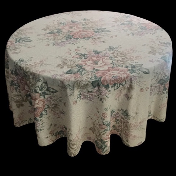 Vintage JC Penney USA Table Cloth Round Floral 6’ Or 72” Cottage Beautiful - Picture 8 of 8